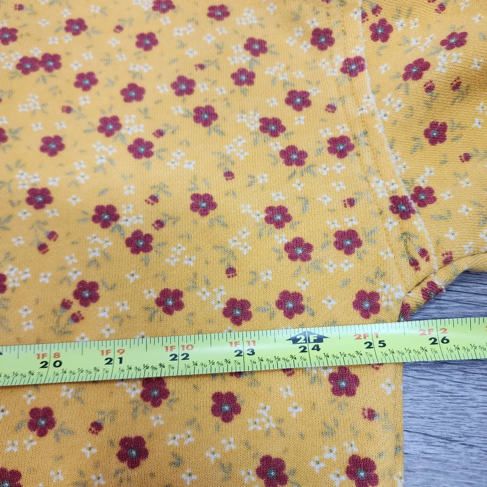 2 Pc COLSIE Yellow Red Flower Cut Off Cropped Sweatshirt & Sweat Shorts - Picture 7 of 13